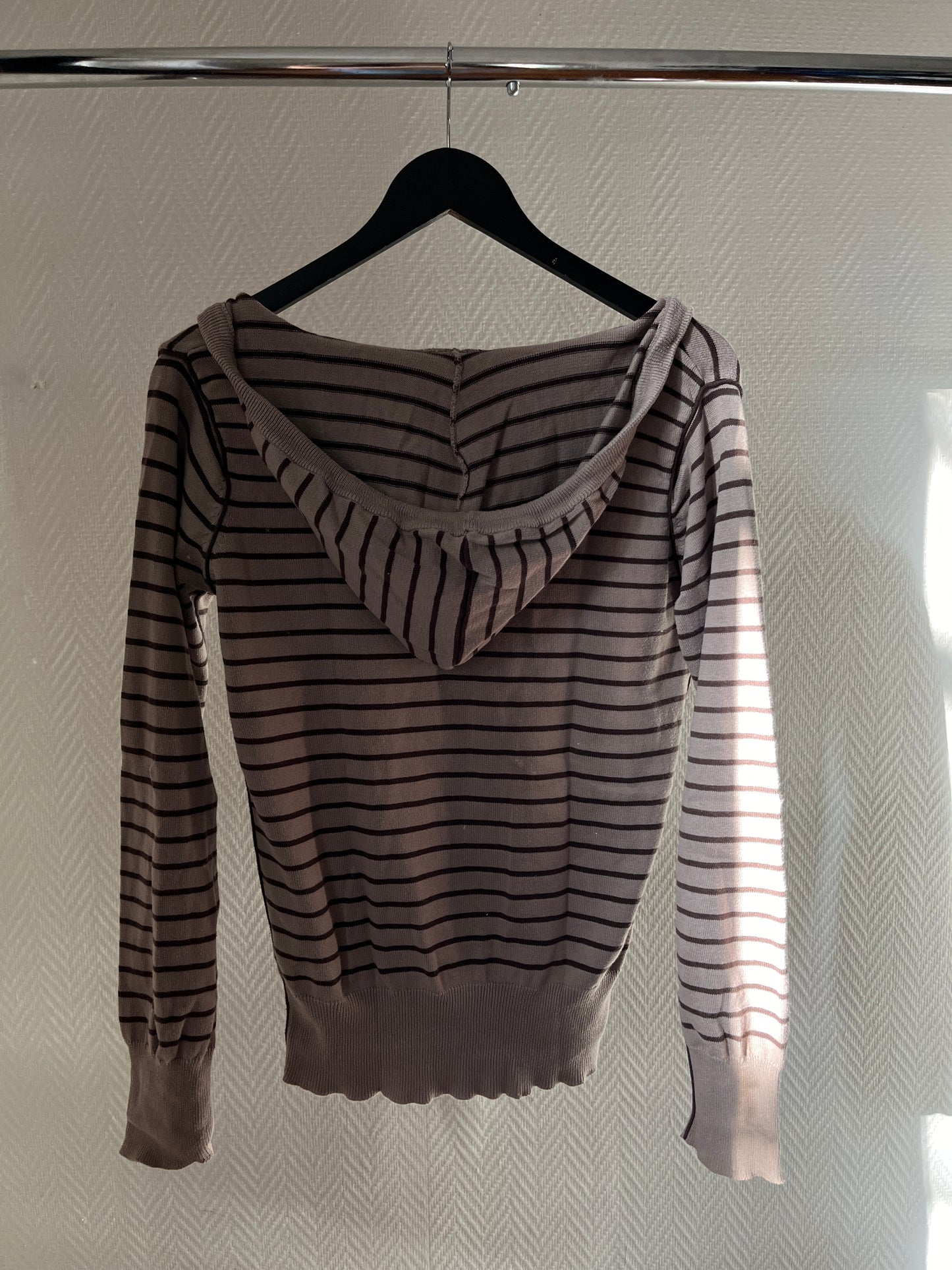 Vintage hooded striped pull over