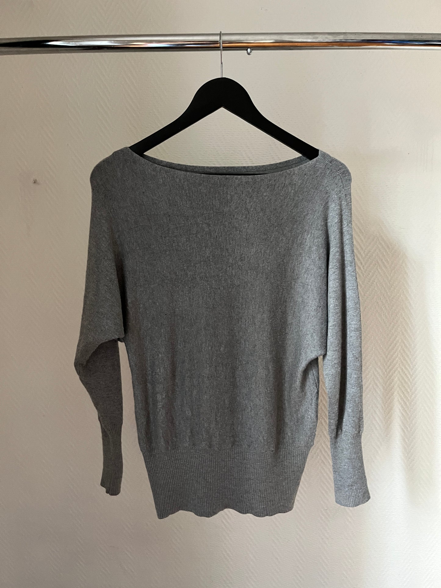Vintage grey draped pull over