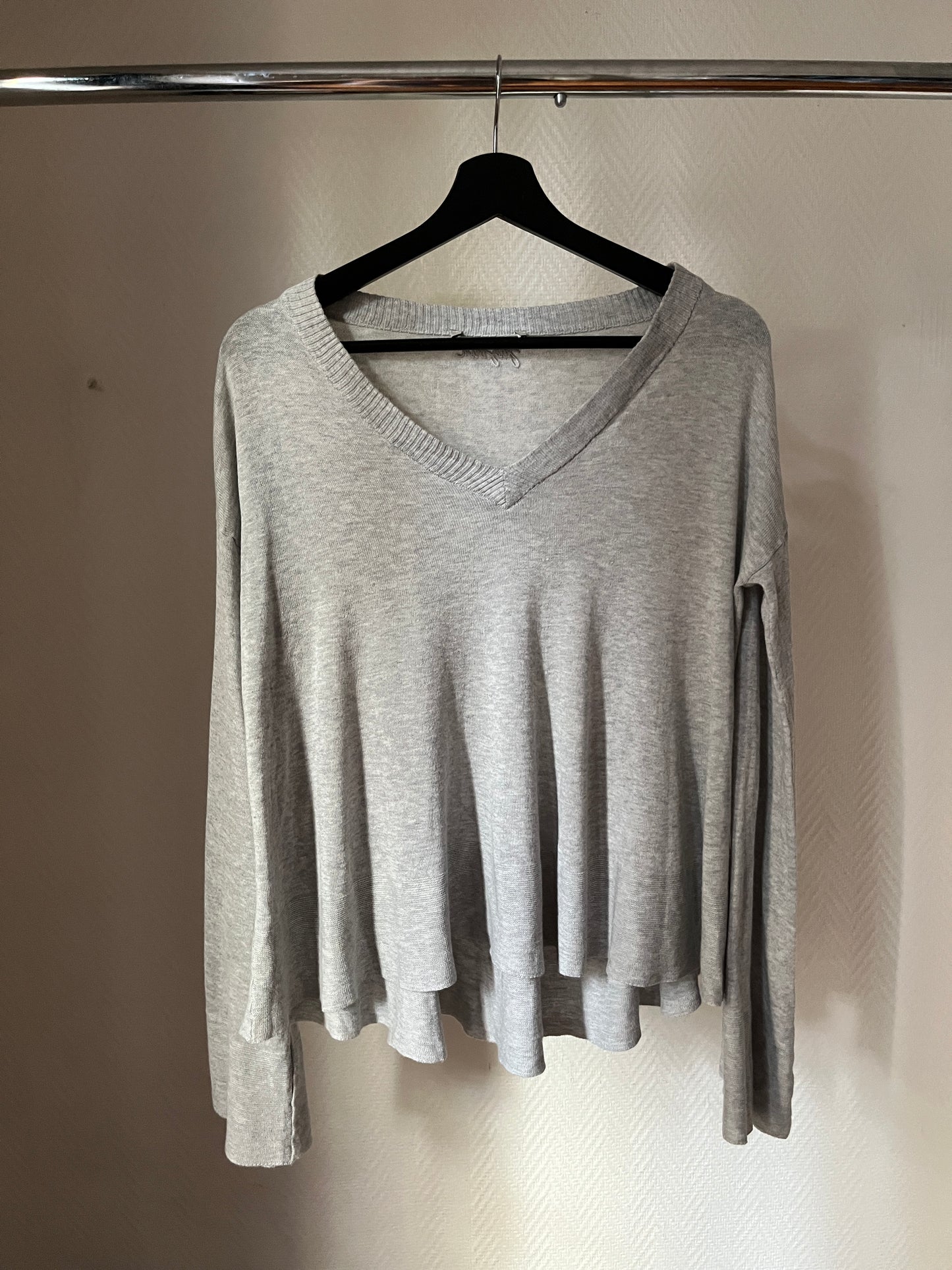 Vintage draped grey pull over