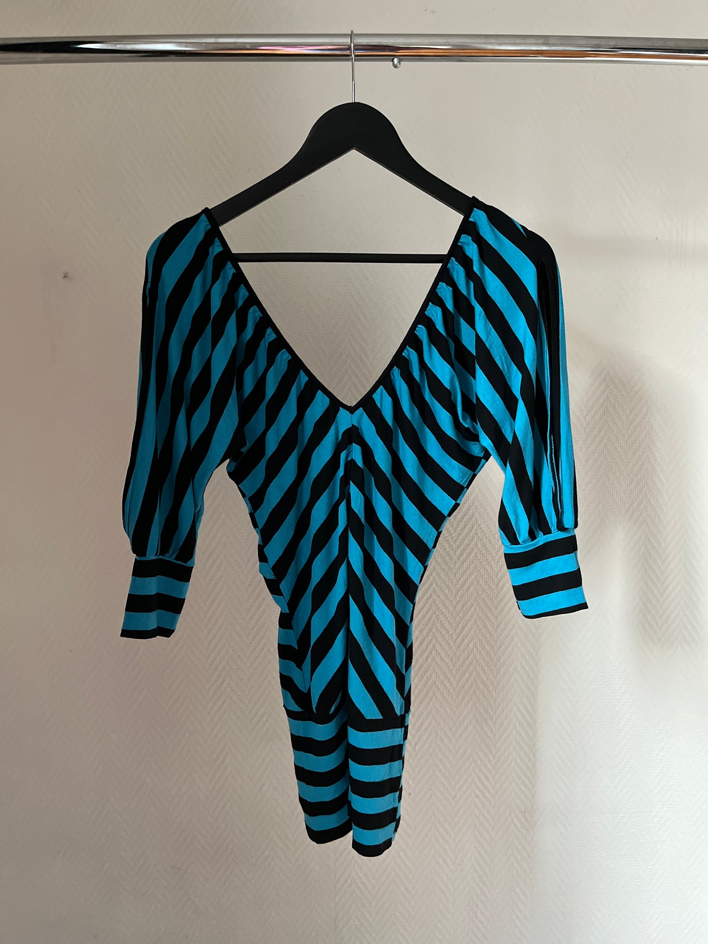 Vintage striped blue & black top