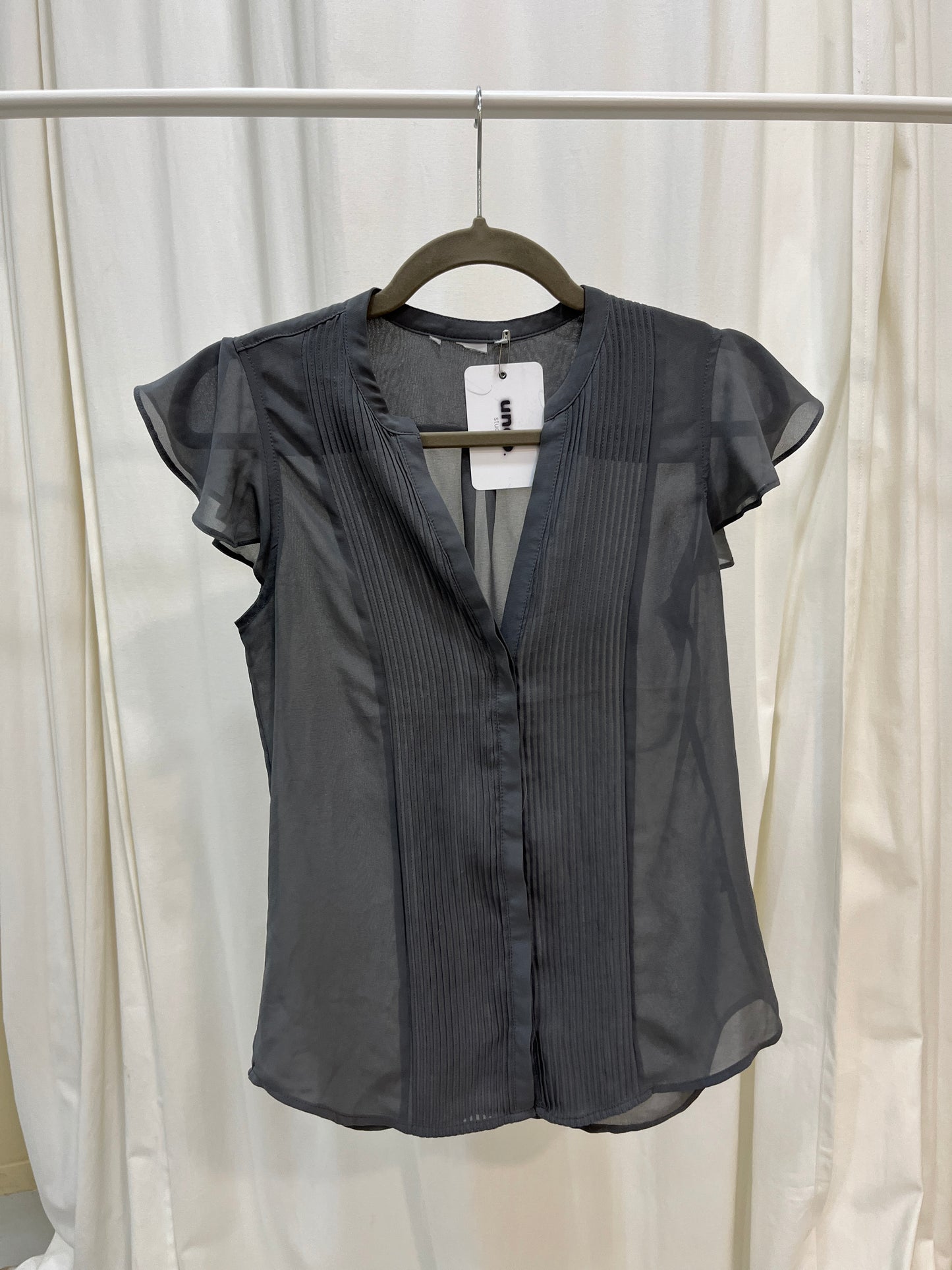 Vintage grey office style shirt