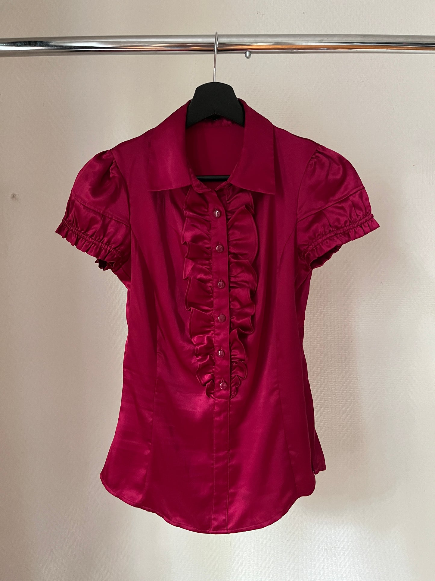 Vintage pink ruffled shirt