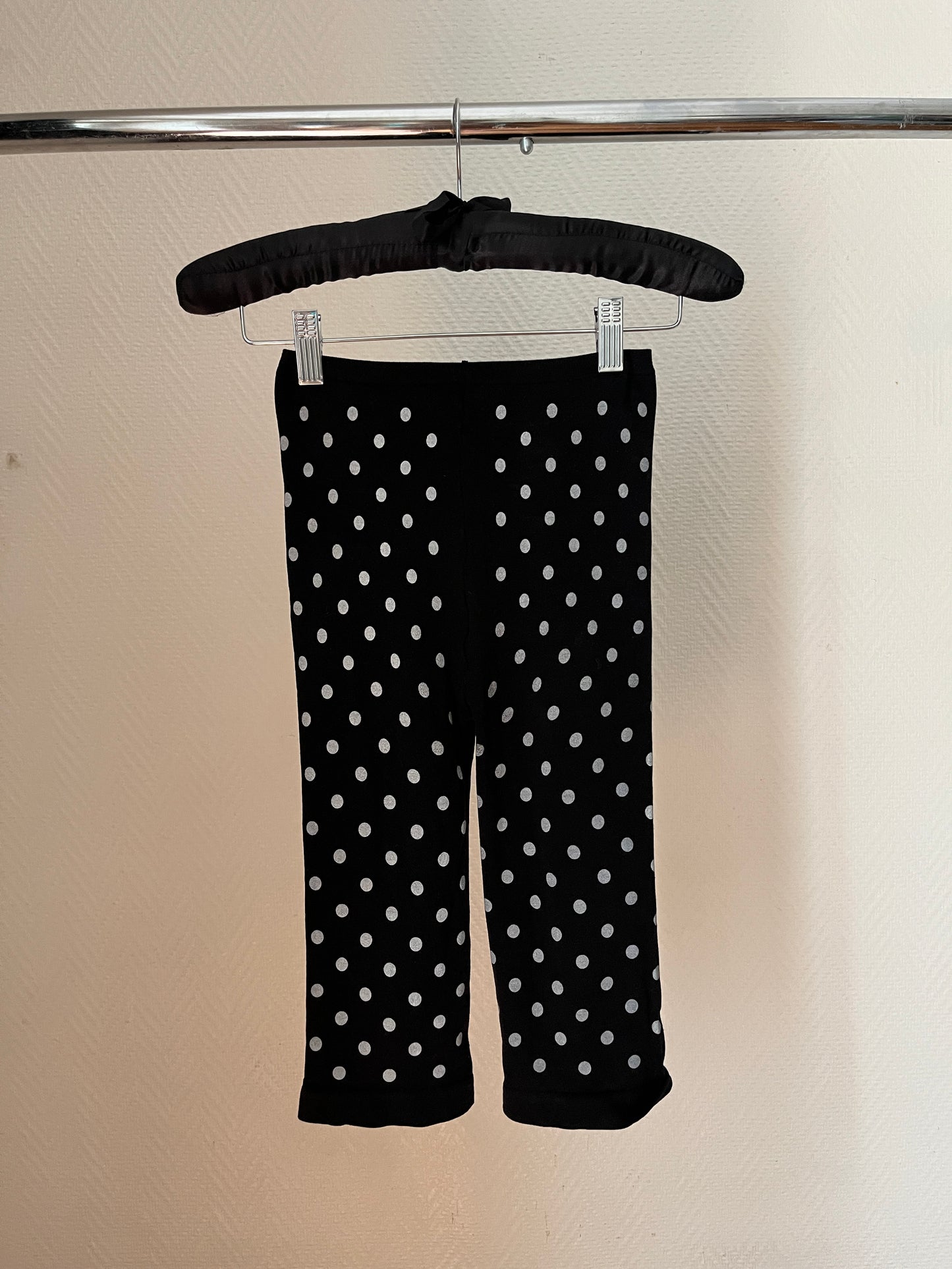 Vintage polka dot capri pants