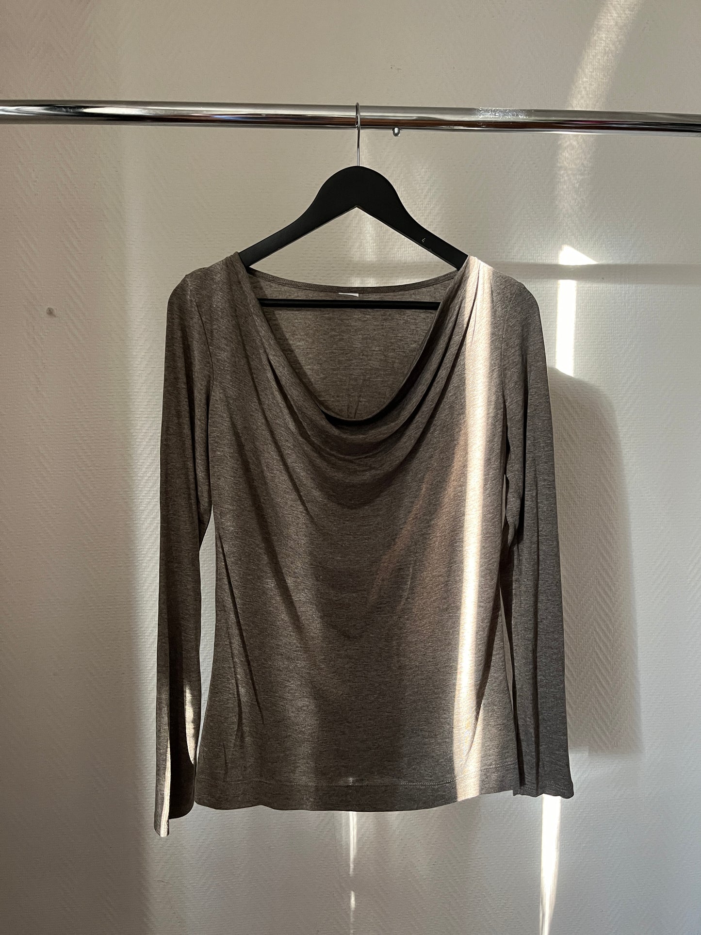 Vintage brown/grey draped top