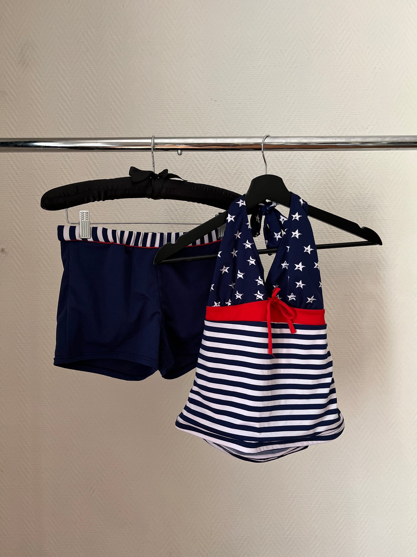 Vintage beach twin set