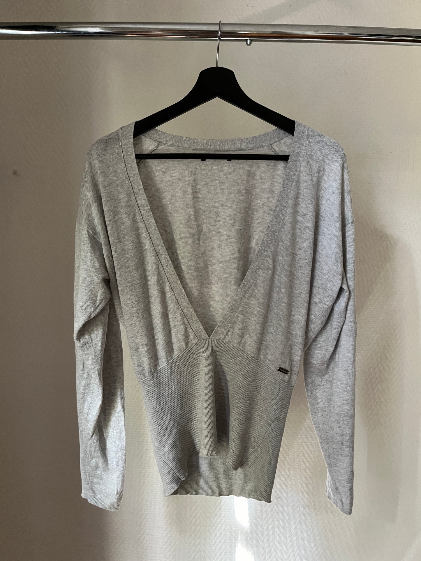 Vintage V neck open pull over