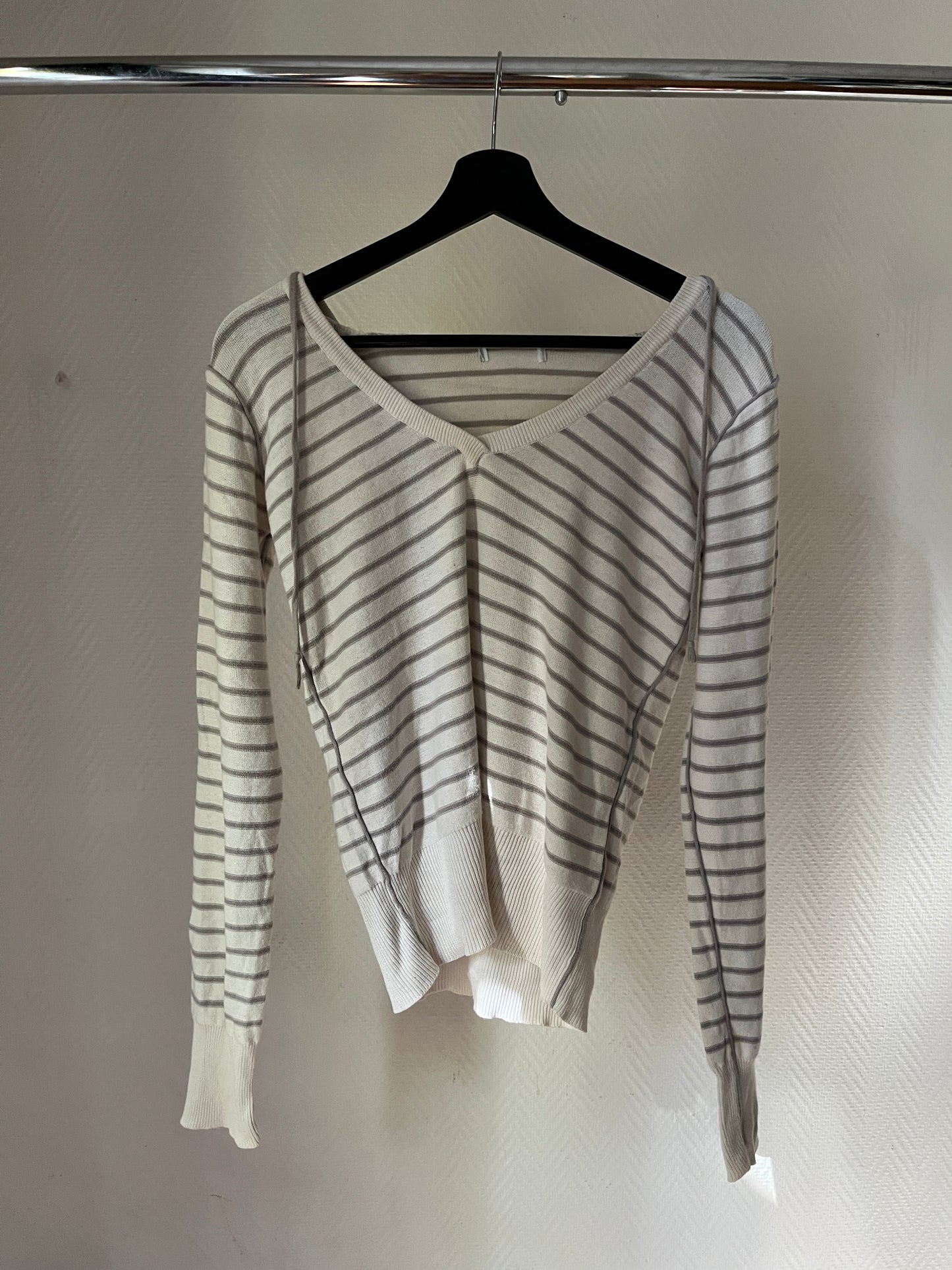 Vintage striped hooded pull over