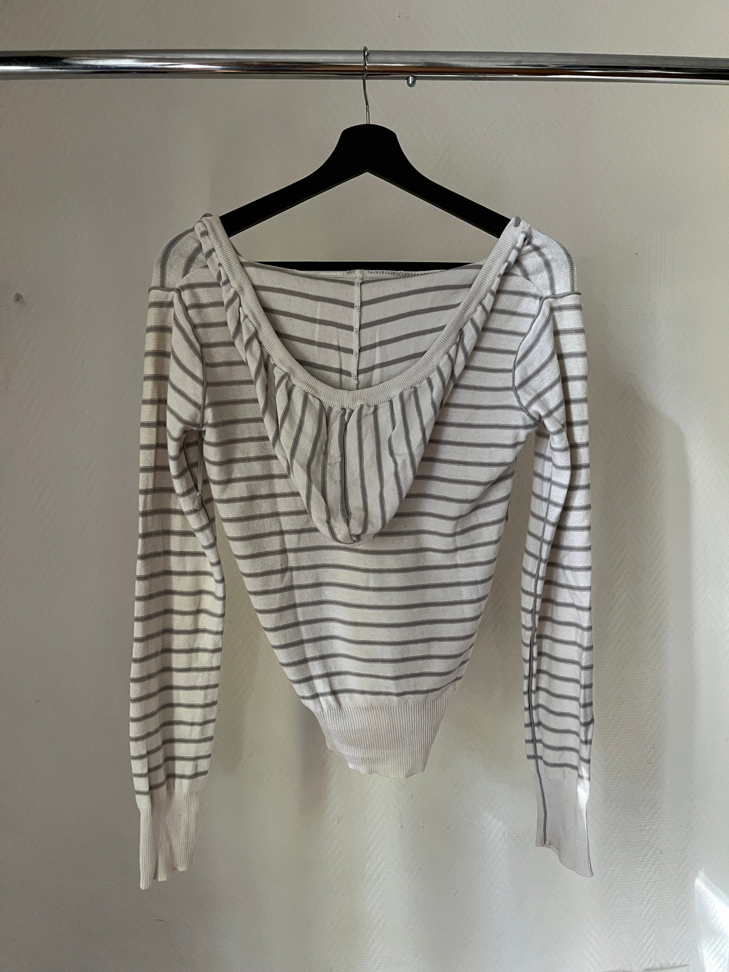 Vintage striped hooded pull over
