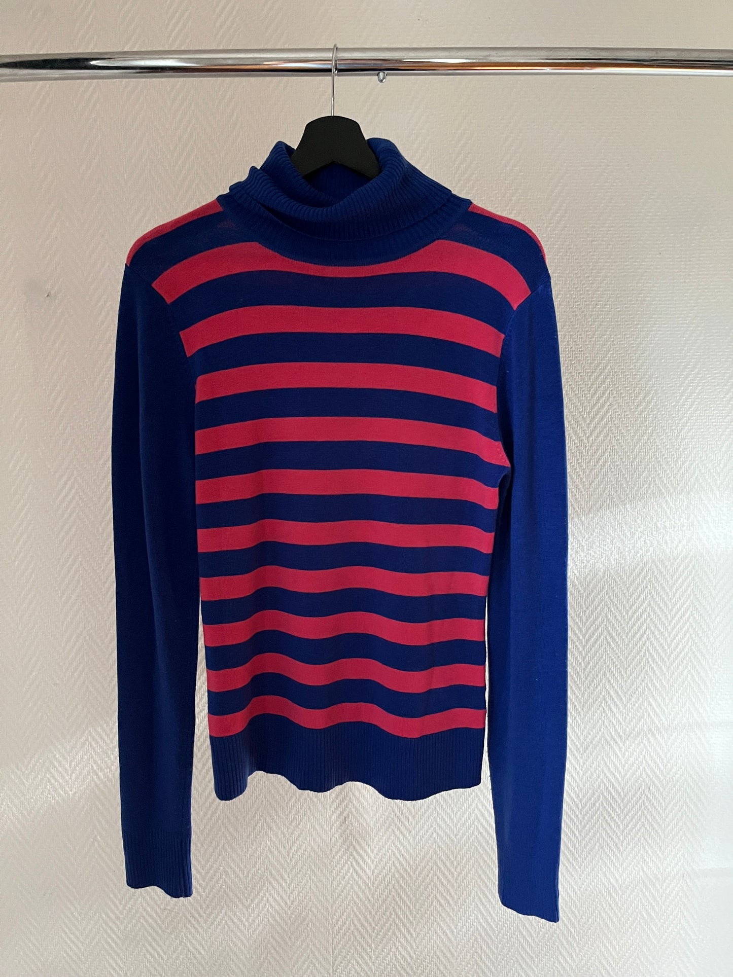 Vintage striped pink & blue turtle neck pull over