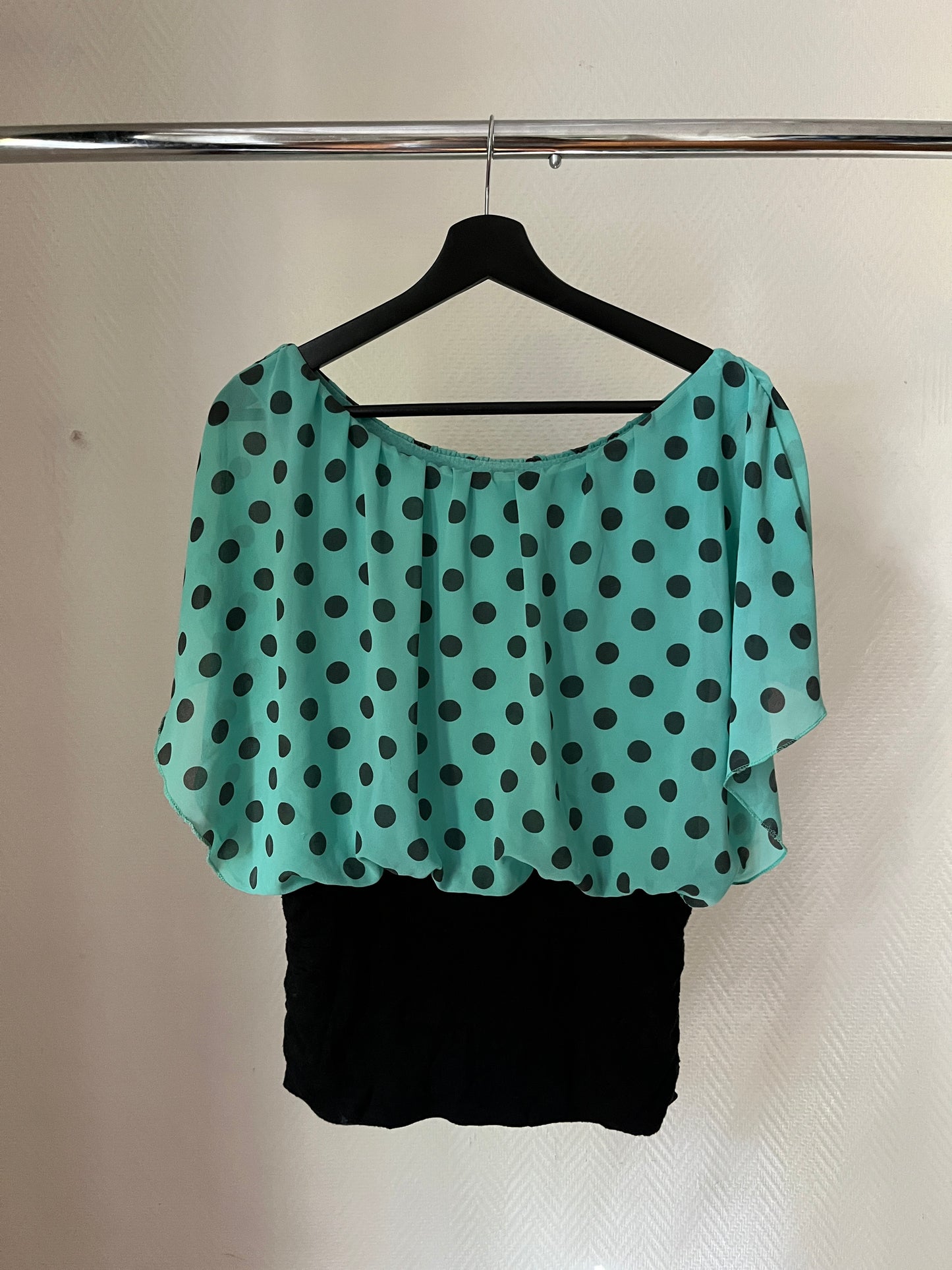 Vintage bimaterial polka dot top