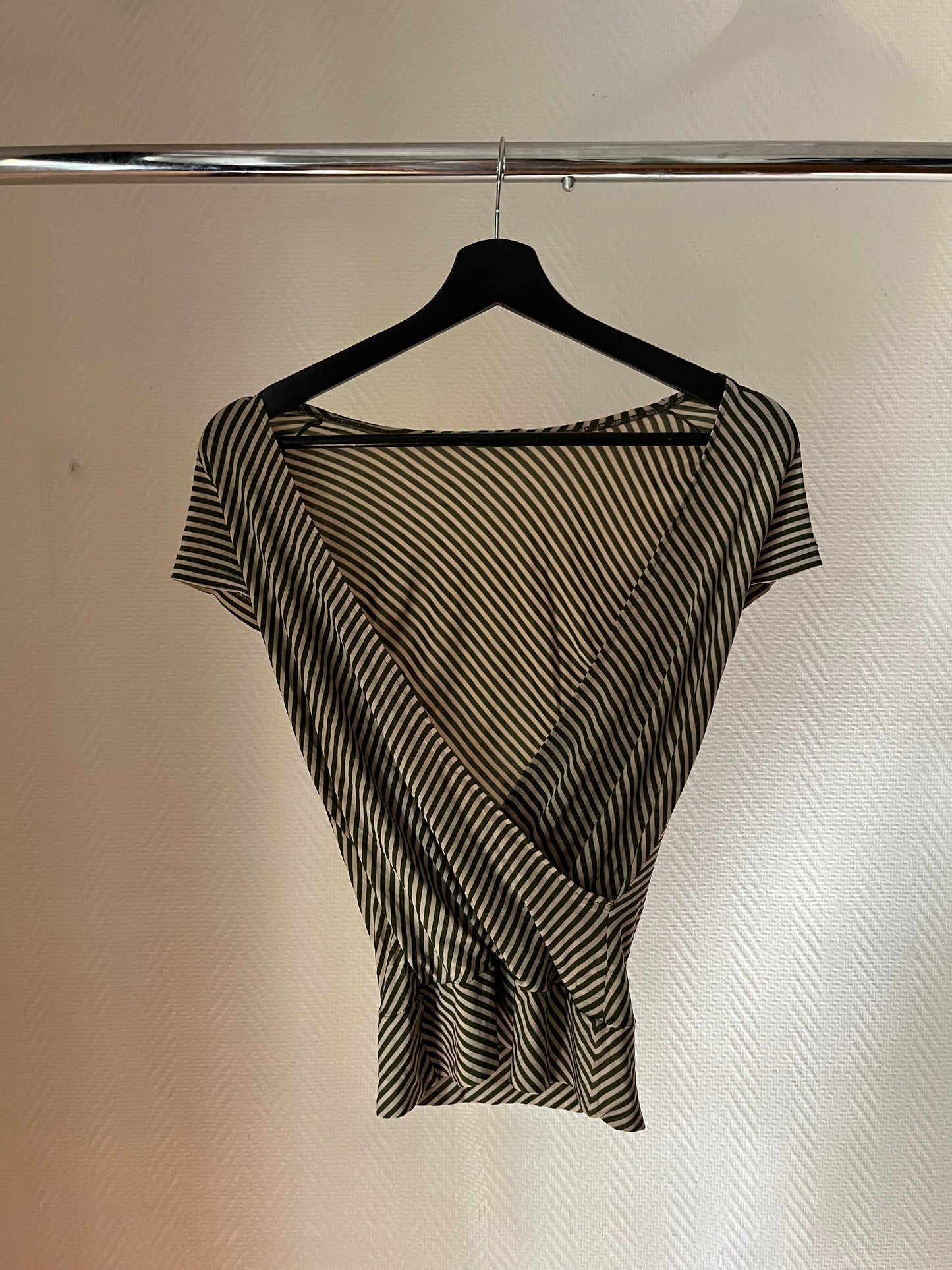Vintage striped wrap up top