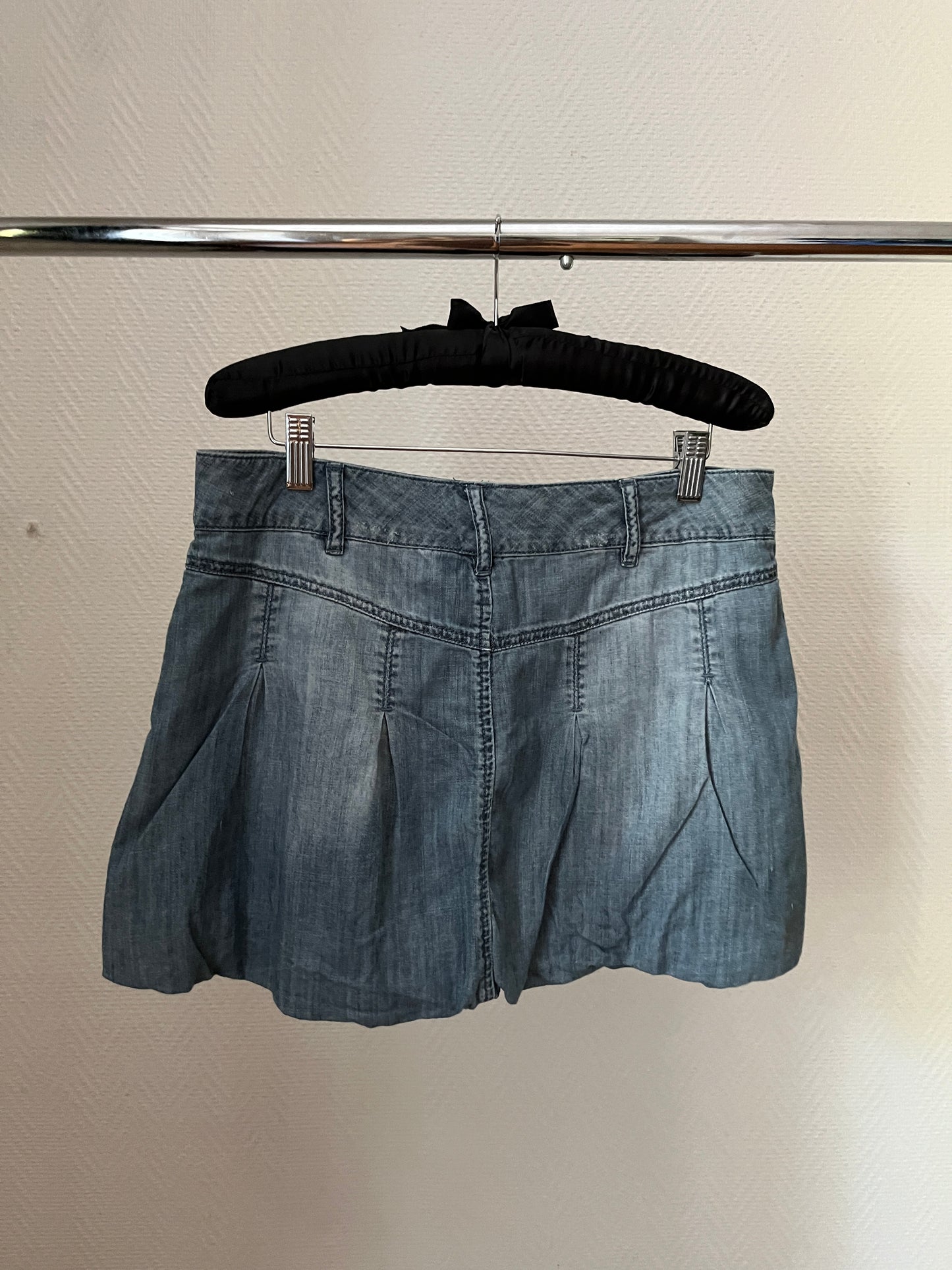 Vintage bubble denim skirt
