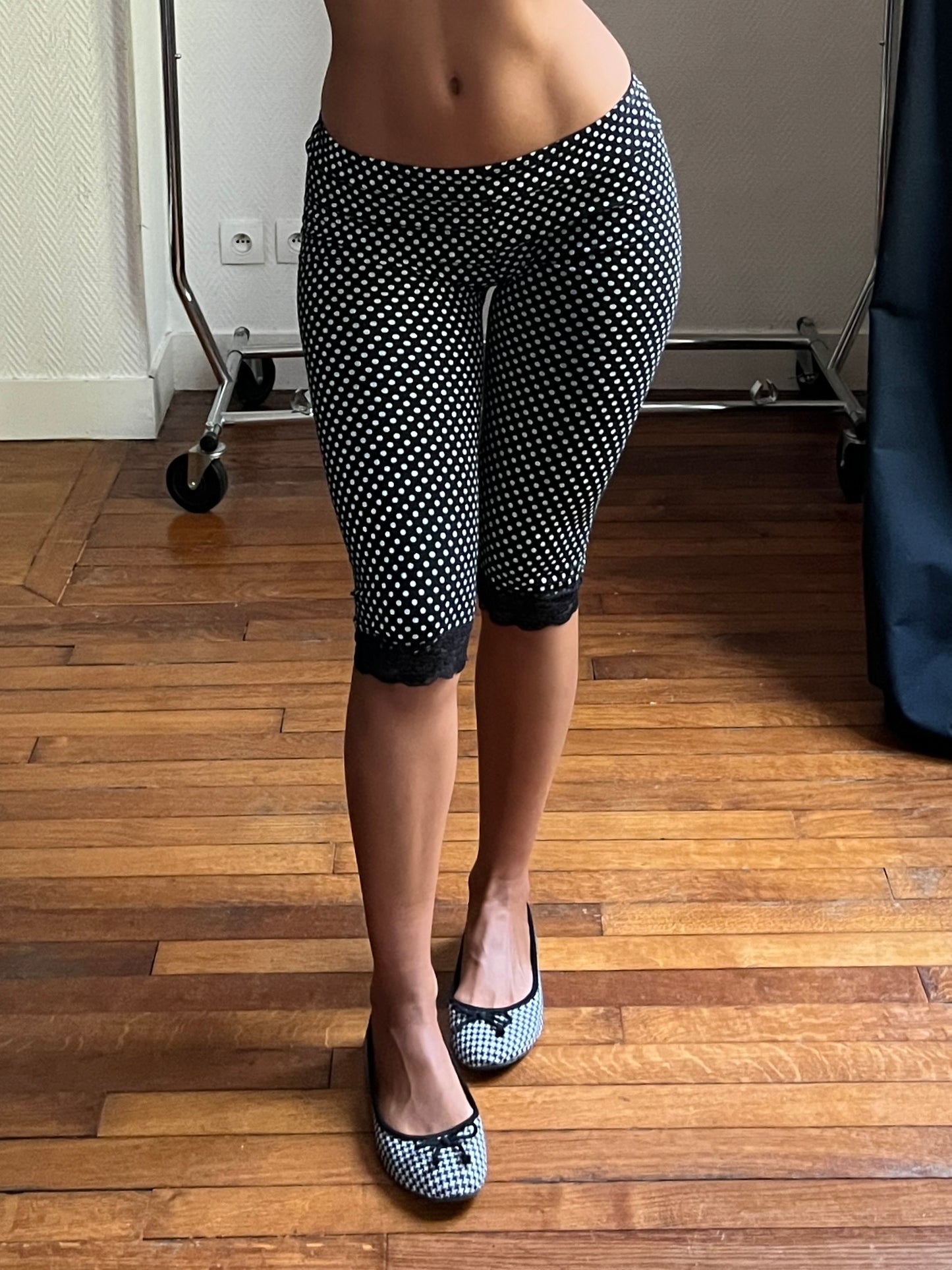 Vintage polka dot capri pants