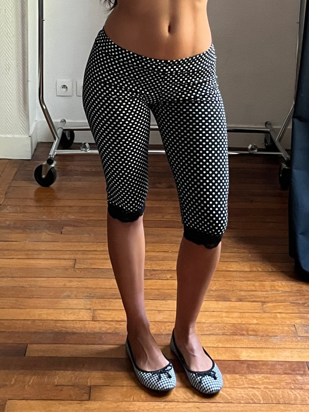 Vintage polka dot capri pants