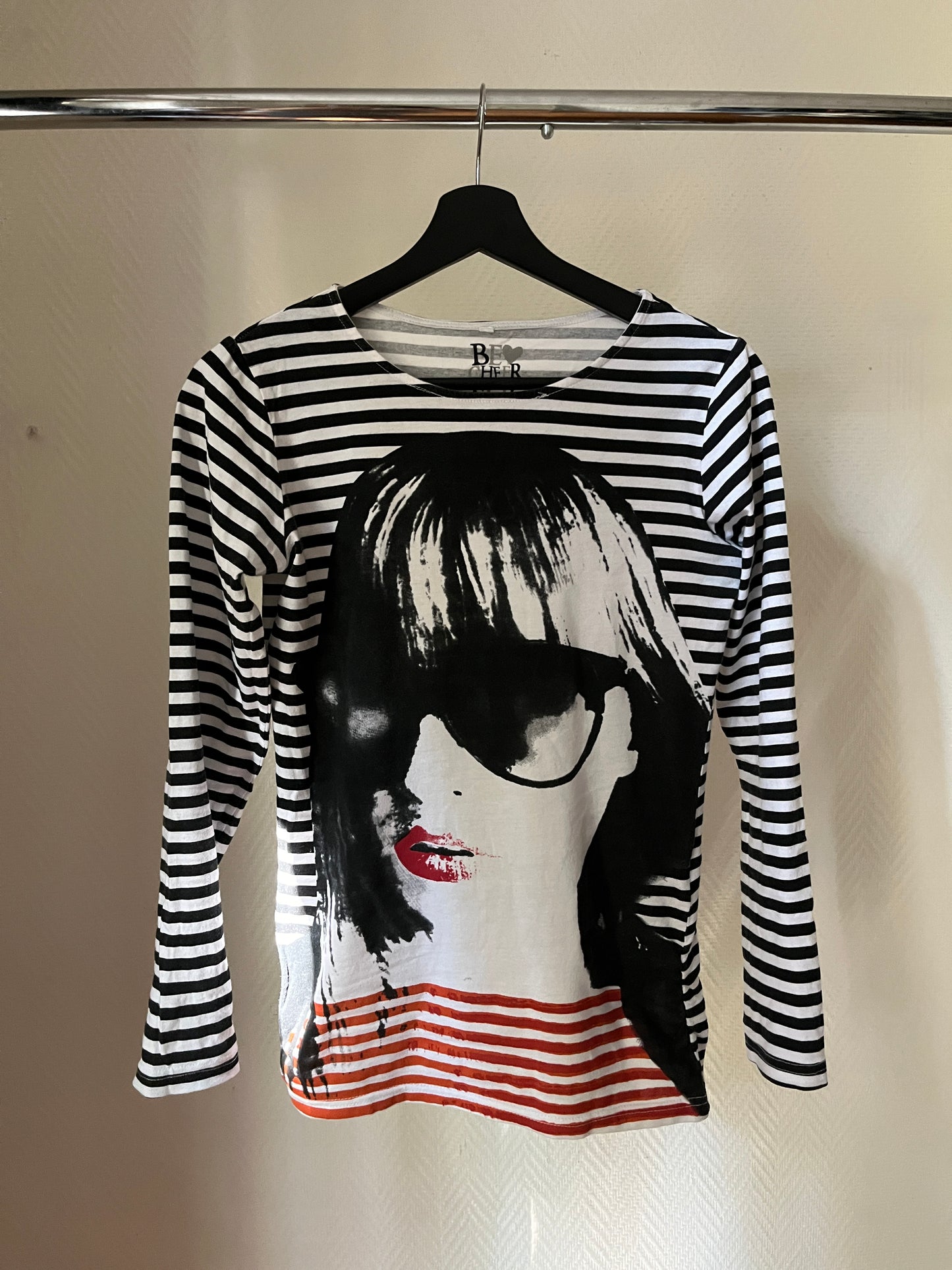 Vintage striped face top