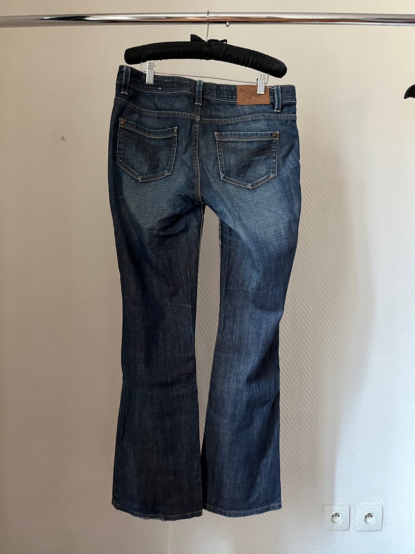 Vintage low raised blue jeans