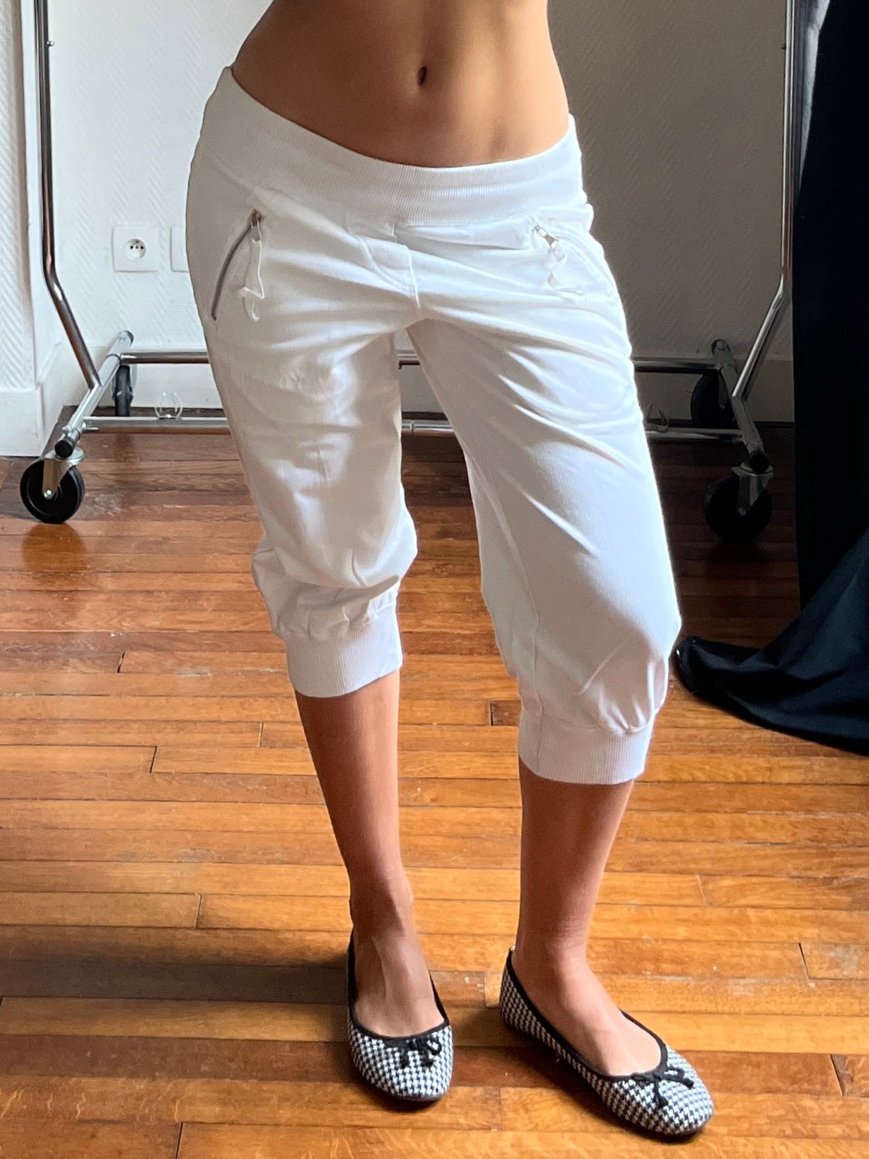 Vintage white sporty capri