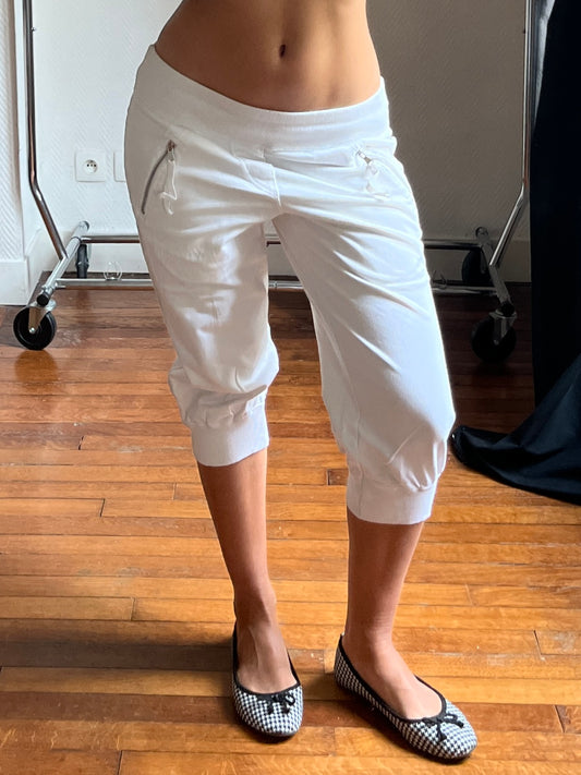 Vintage white sporty capri