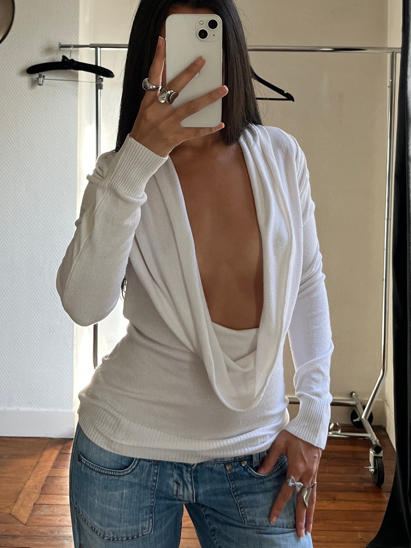 Vintage low neck white knitted top