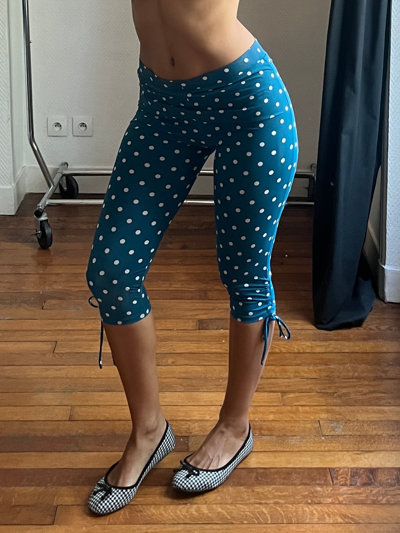 Vintage polka dot capri pants