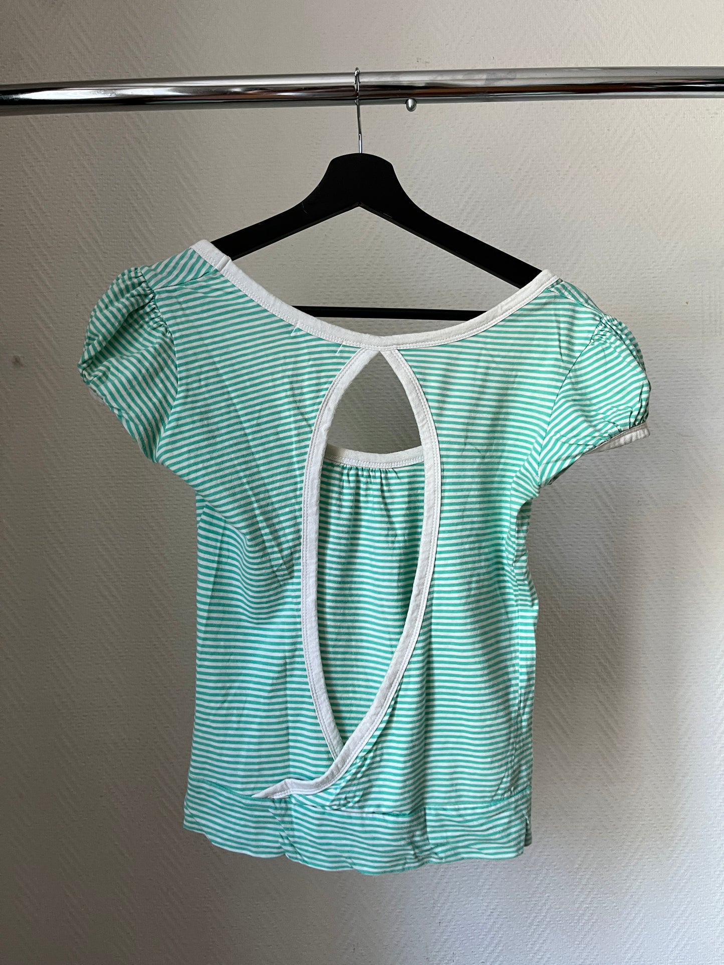Vintage white and green striped top with open back
