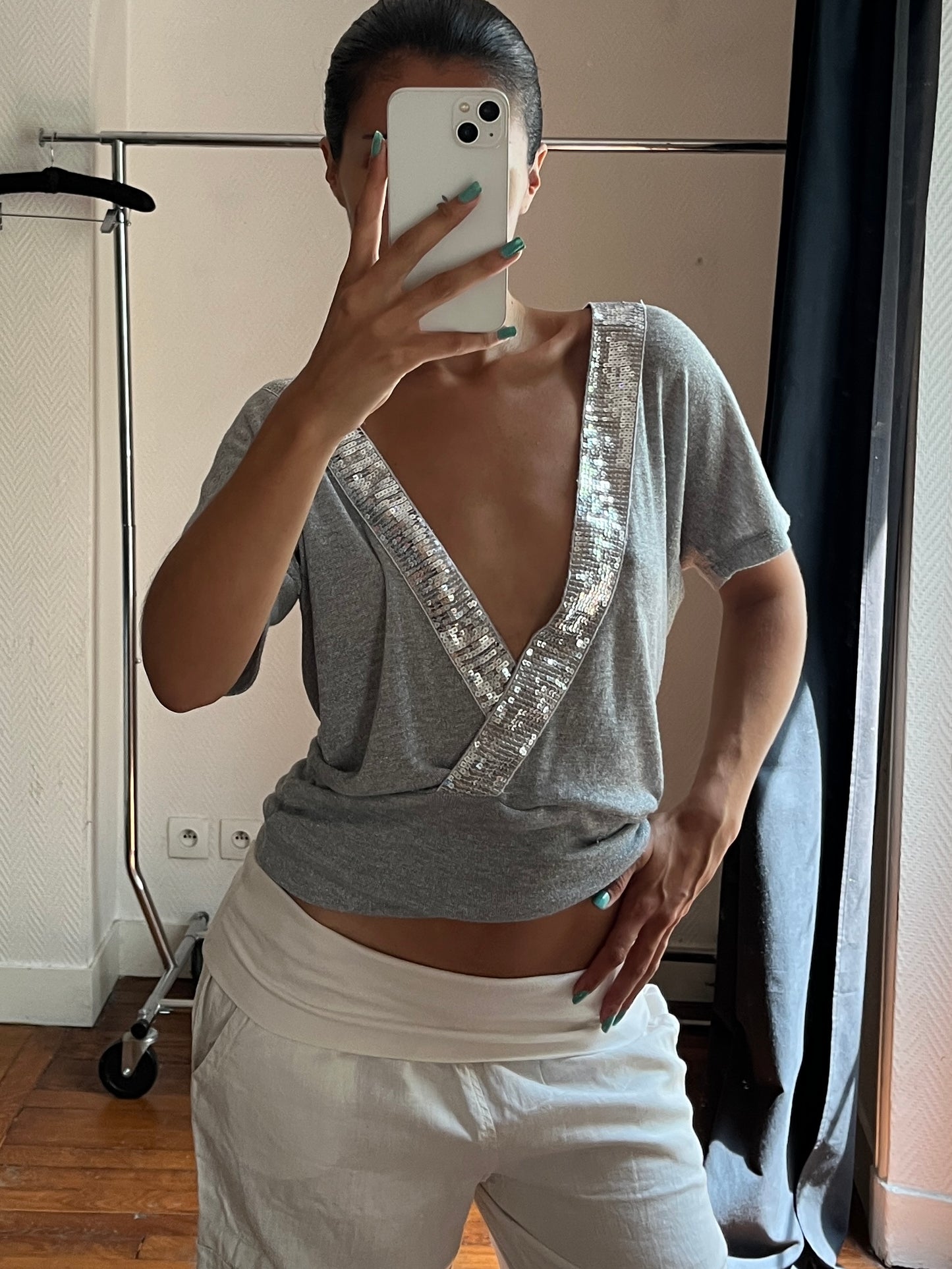 Vintage V neck sequins party grey top