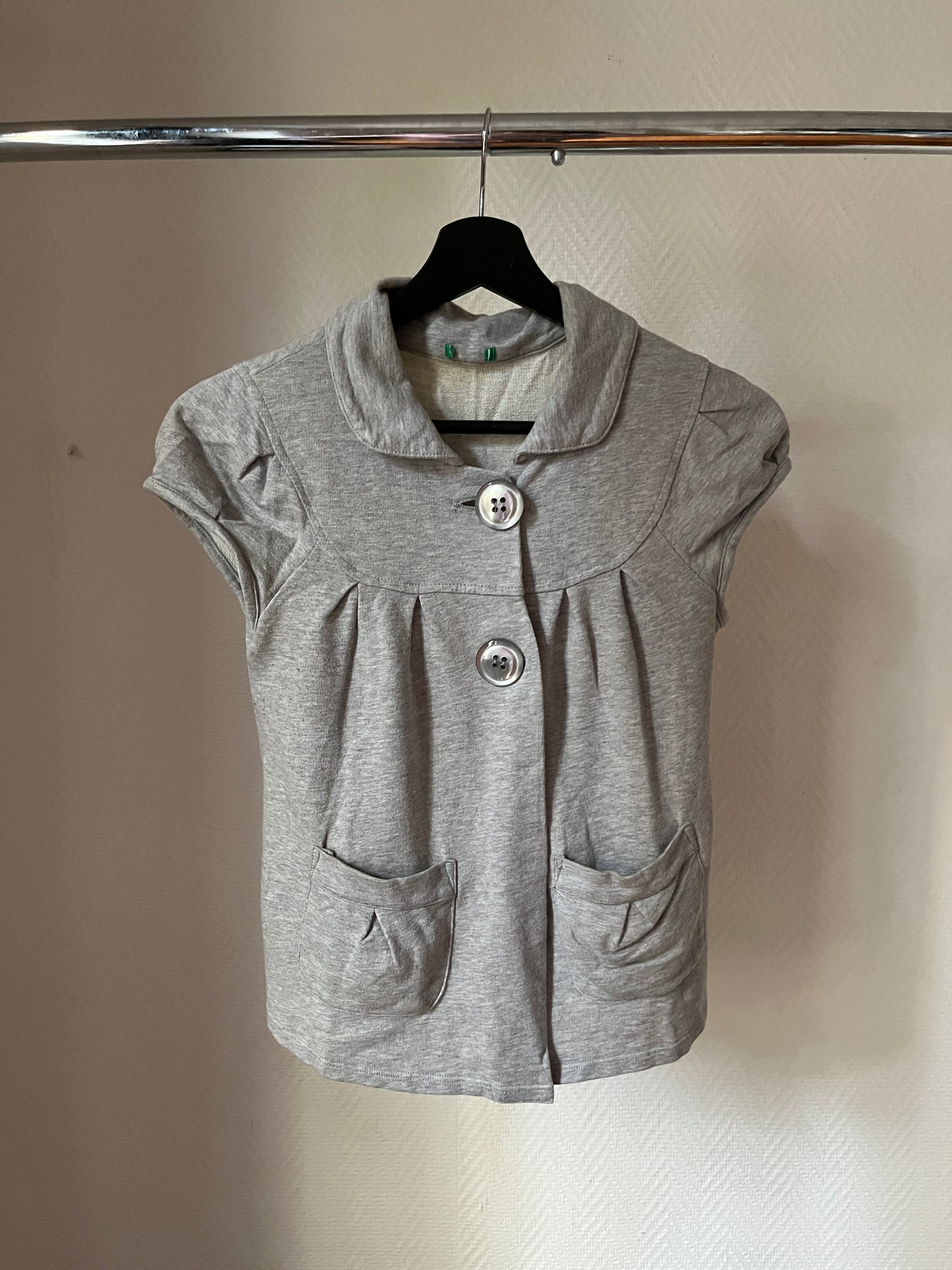 Vintage grey buttoned top