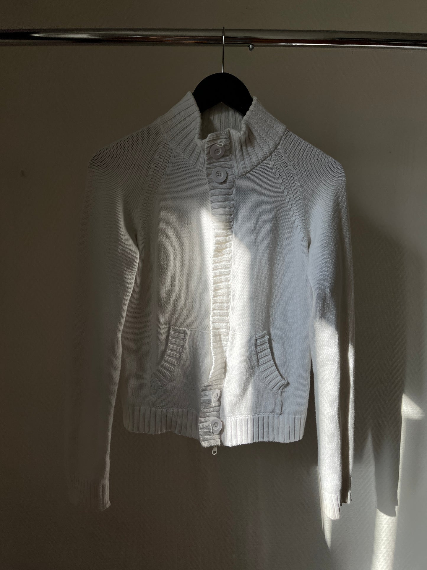Vintage White zip up cardigan
