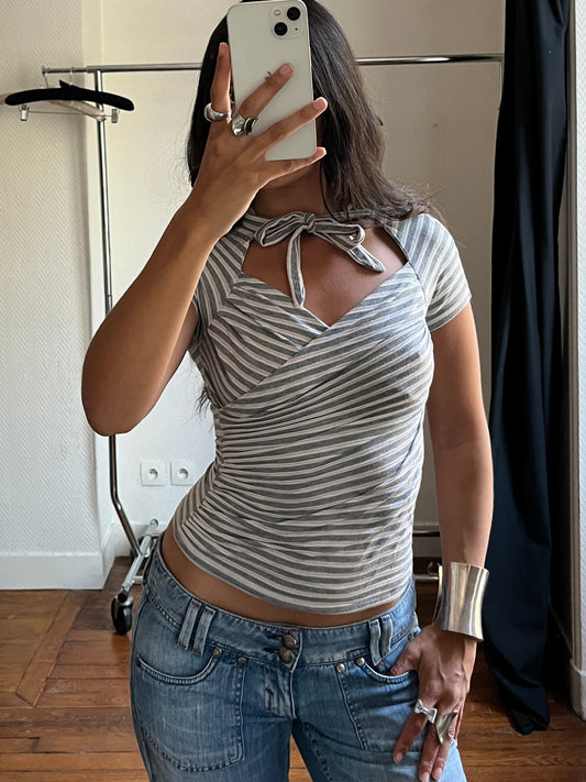 Vintage stripped top with neck ribbon