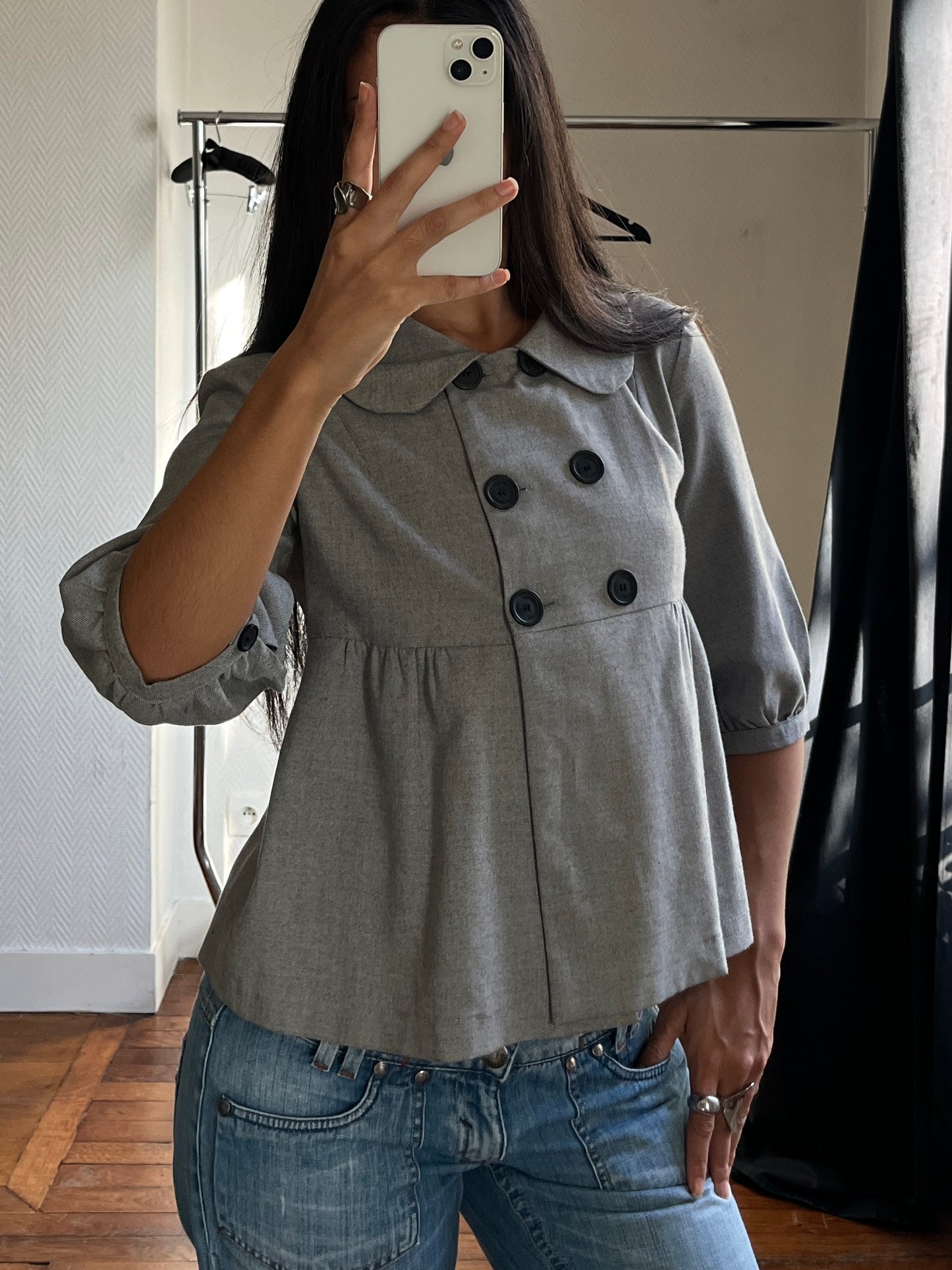 Vintage grey short buttoned jacket