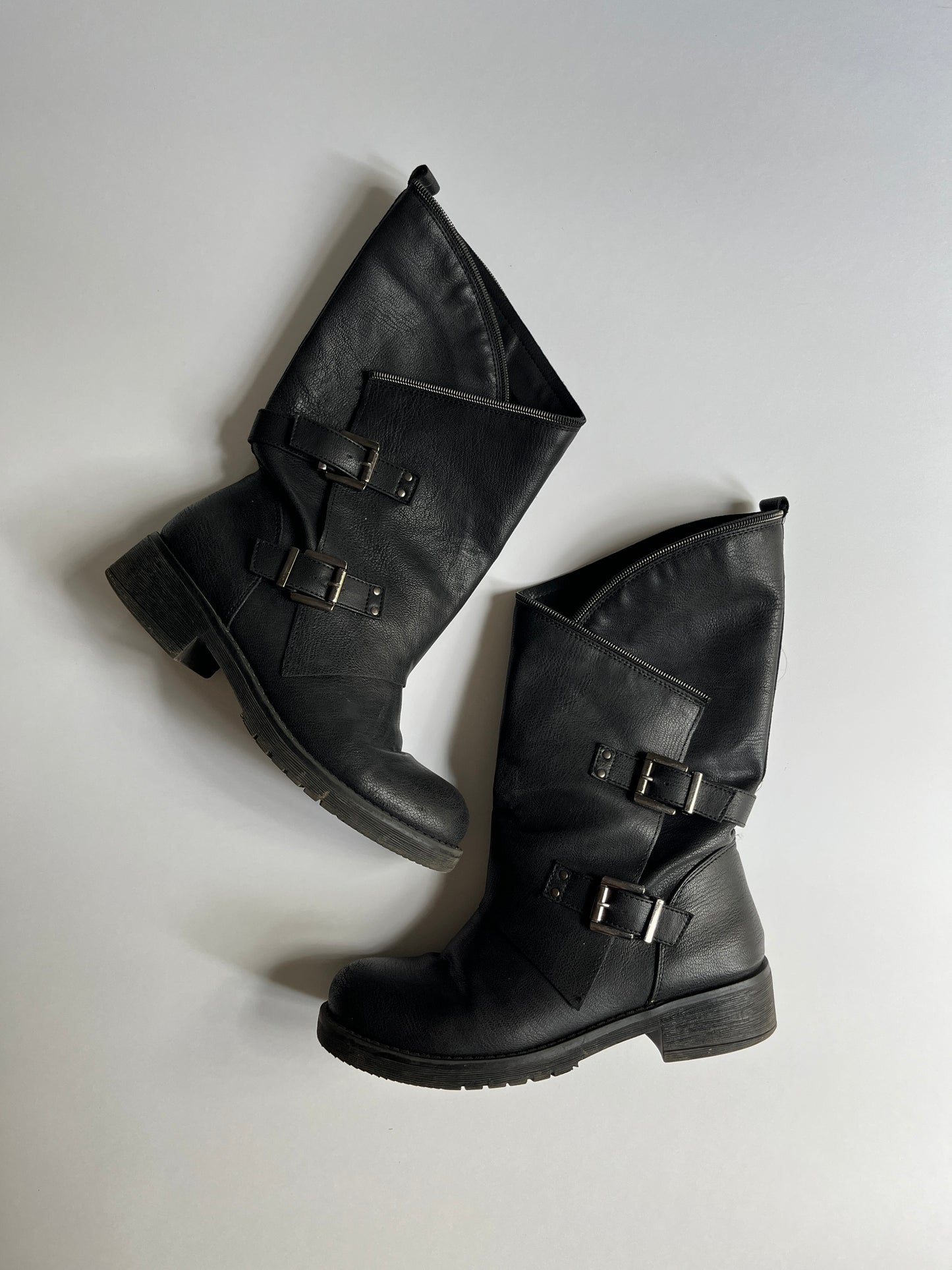 Vintage belted boots