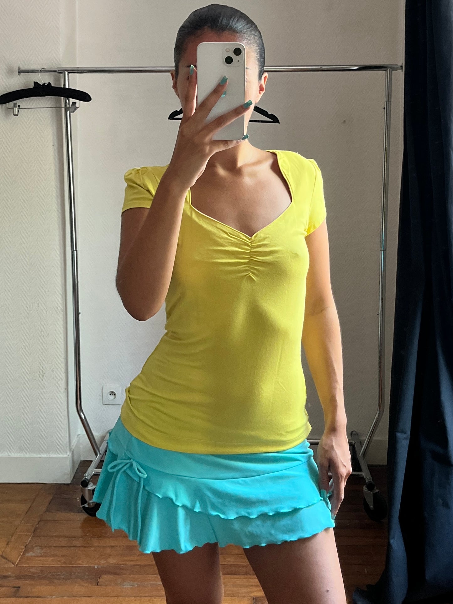 Vintage yellow top