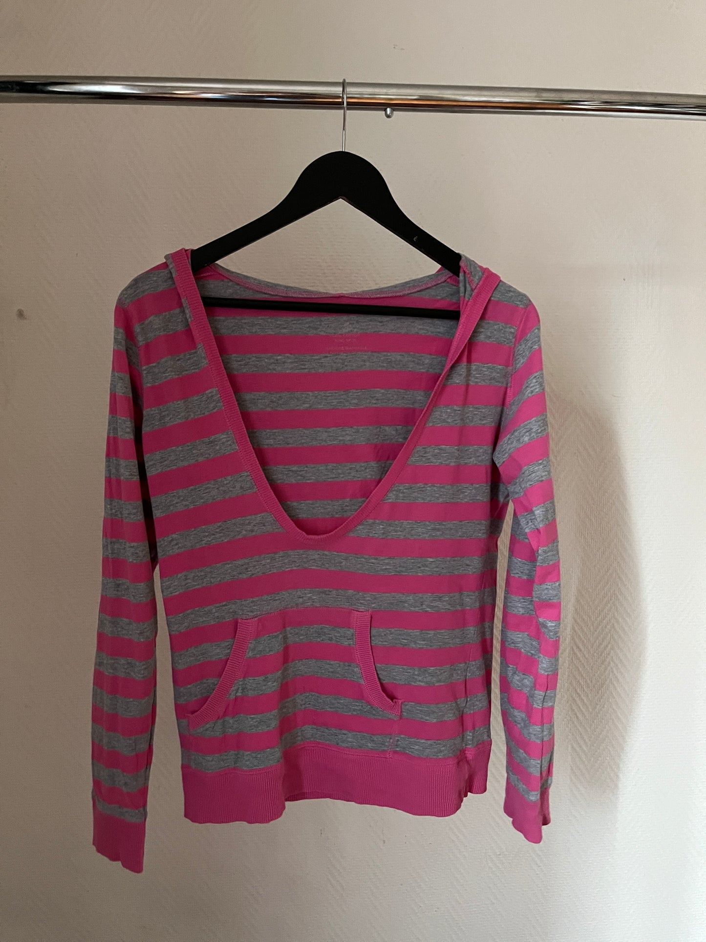 Vintage striped hooded pull over