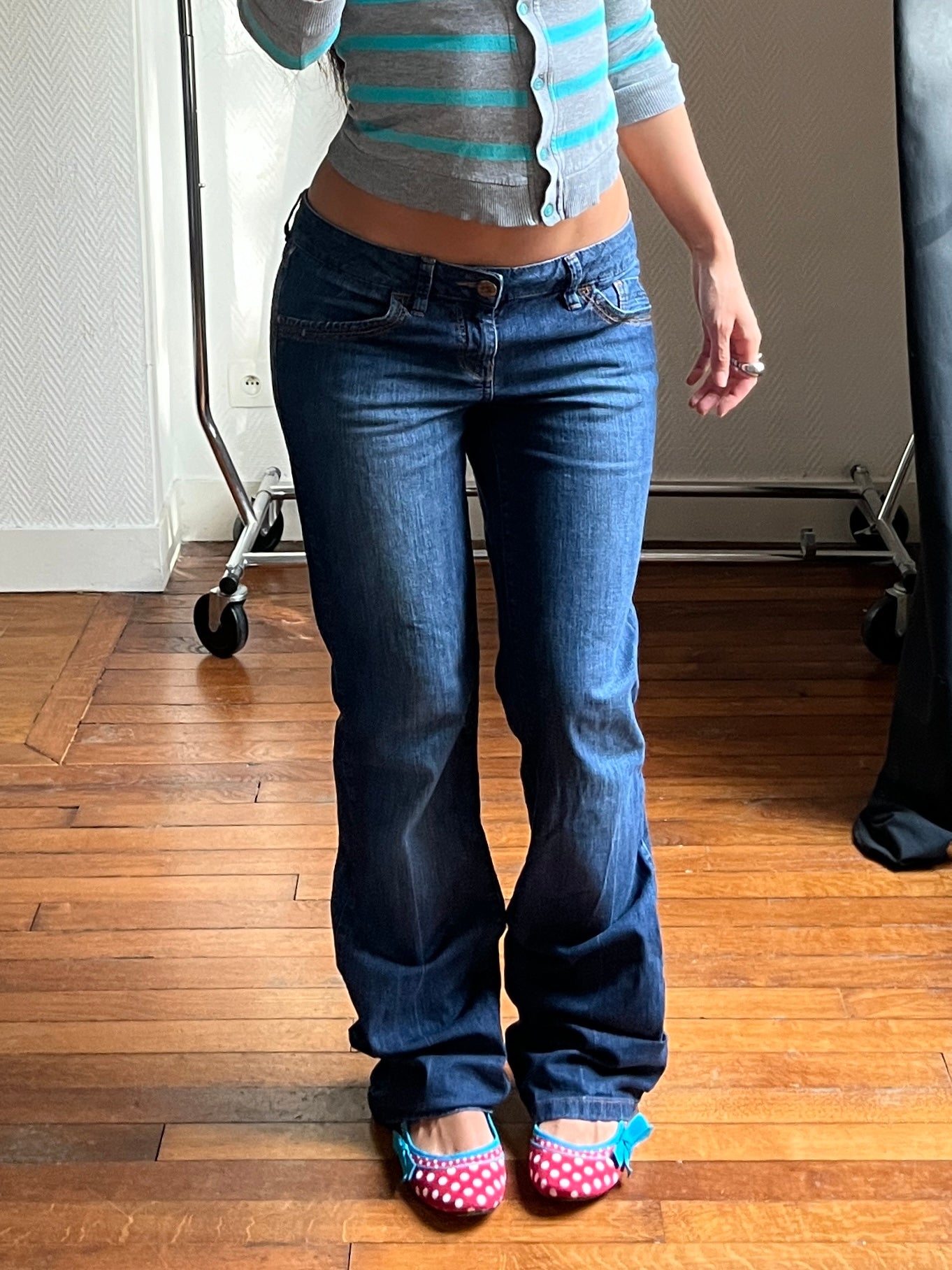 Vintage low raised dark blue jeans