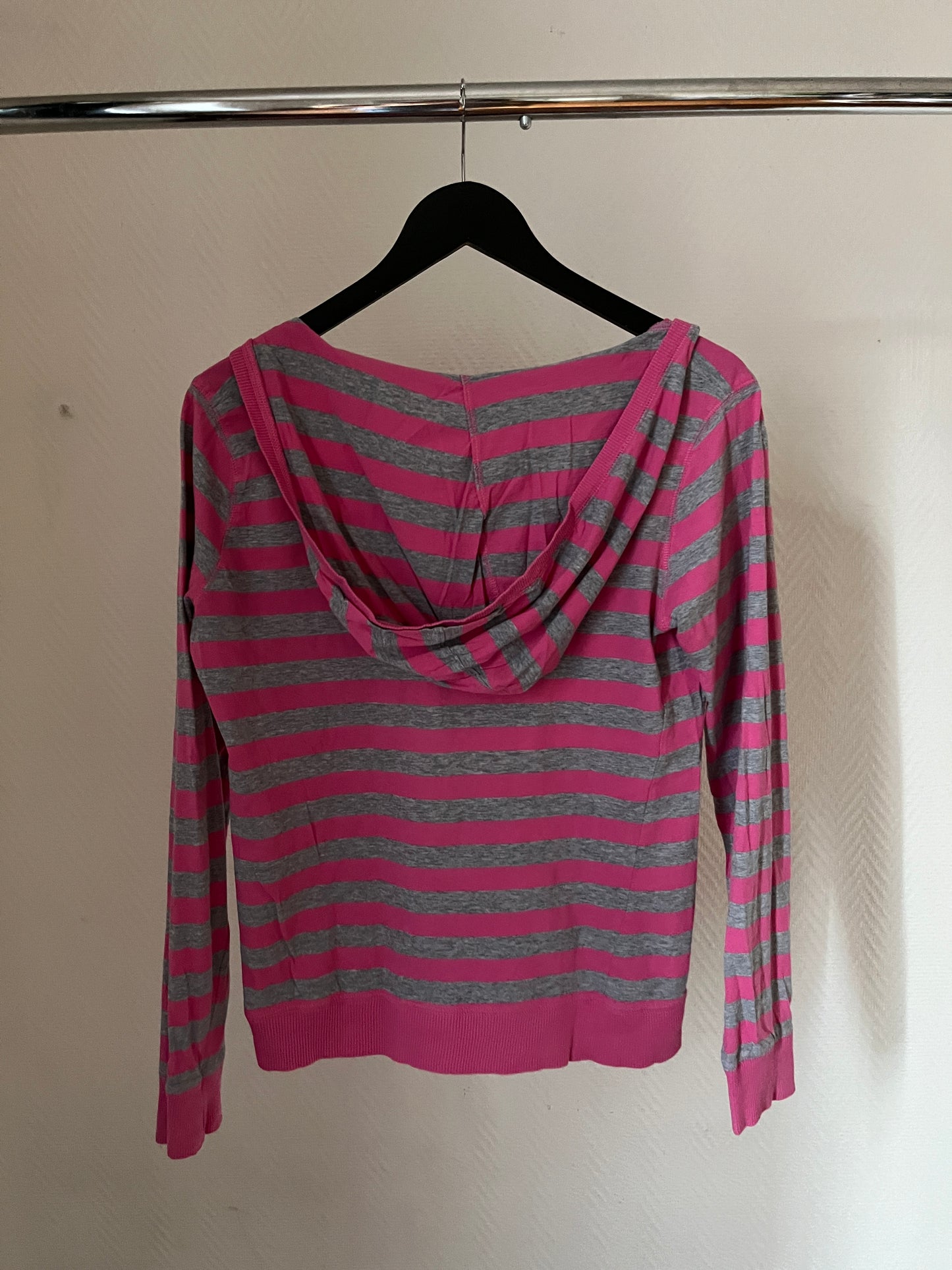 Vintage striped hooded pull over