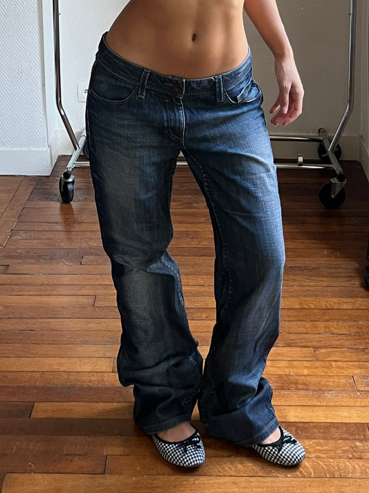 Vintage low raised blue jeans
