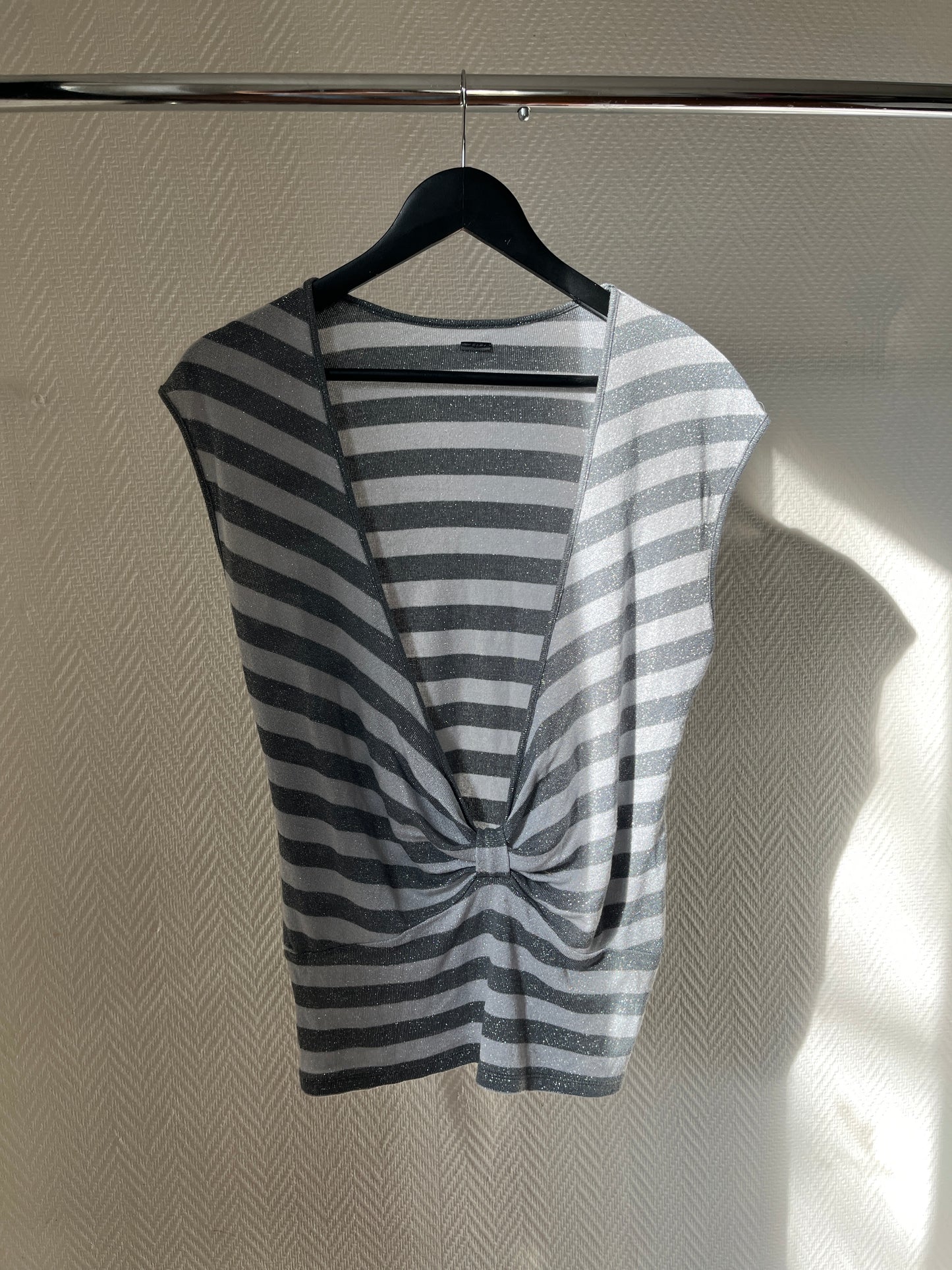 Vintage striped V-neck top