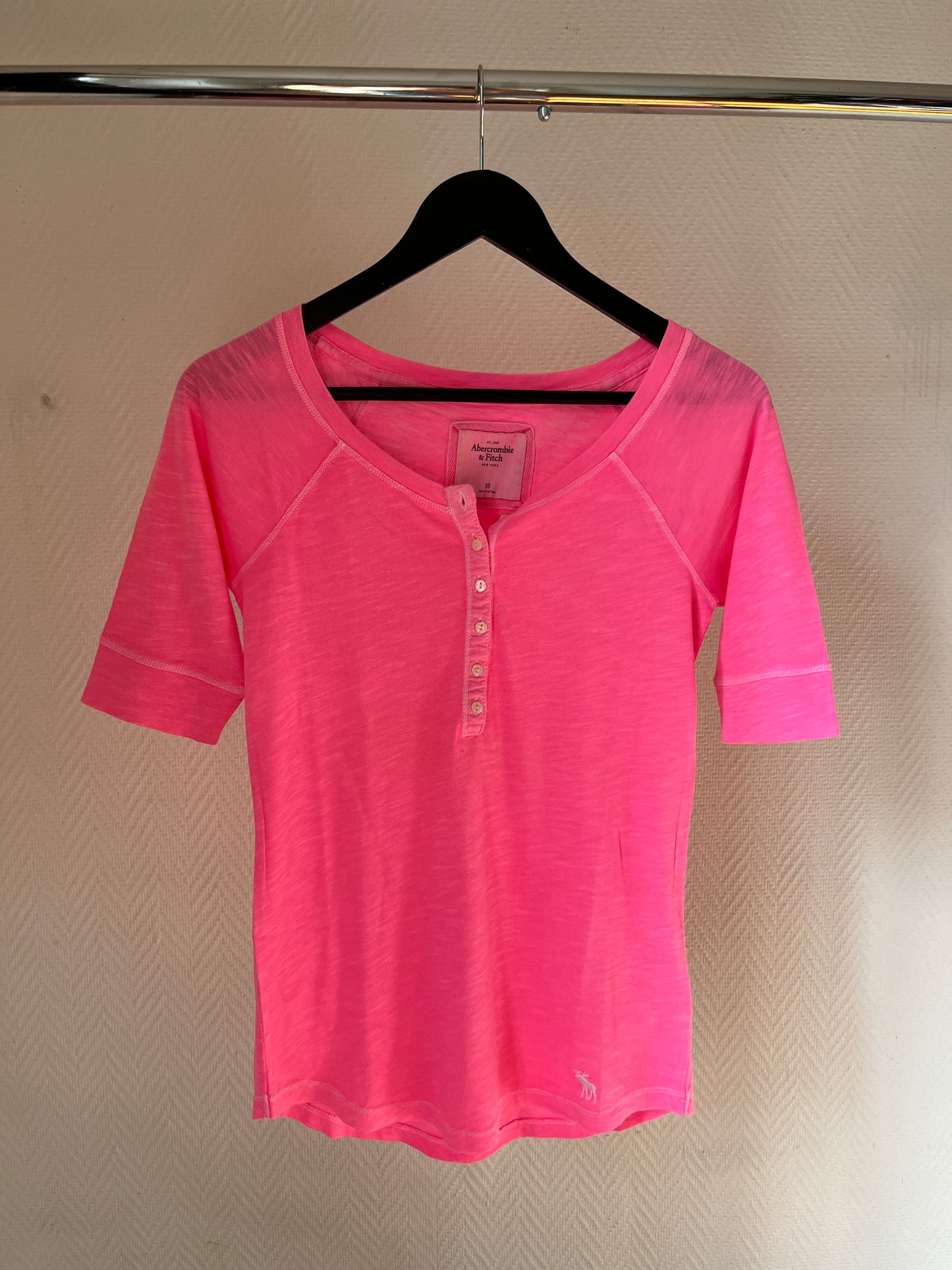 Vintage A&F neon pink 3/4 top