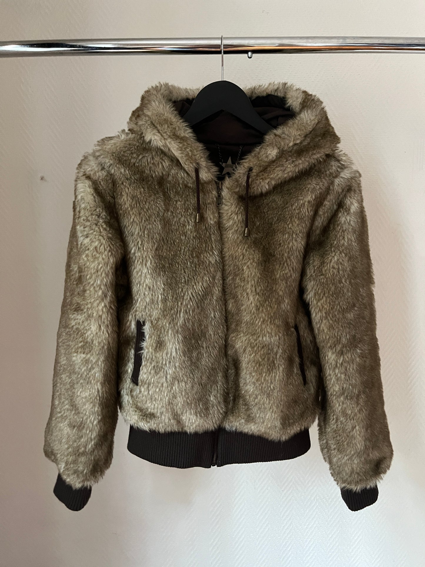 Vintage hooded faux fur zip up jacket