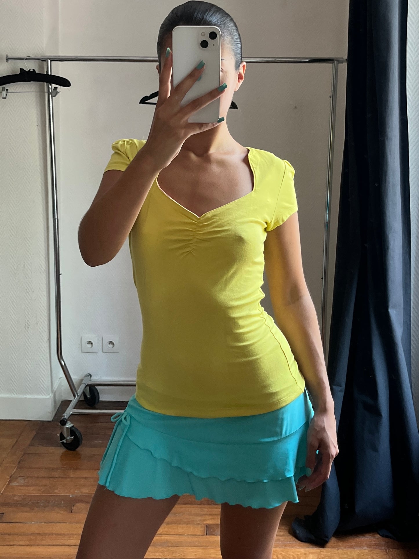 Vintage yellow top