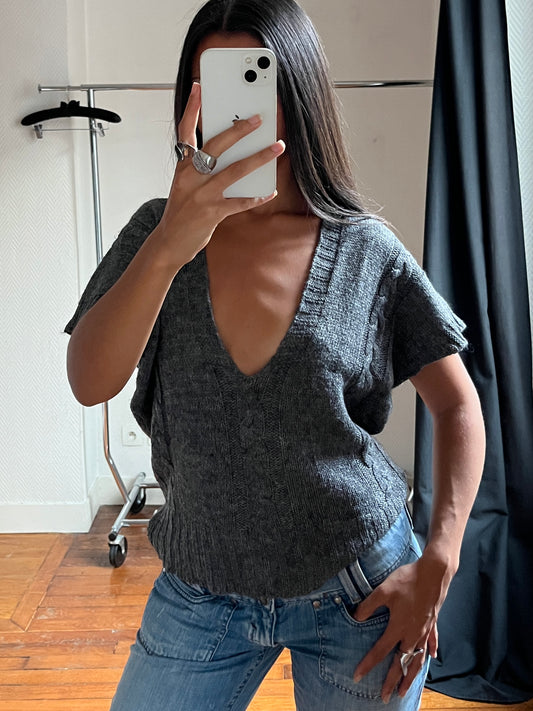 Vintage V neck knitted top