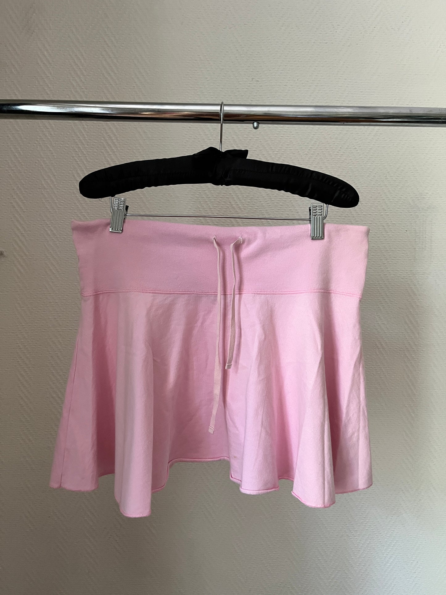 Vintage low raised pink skirt