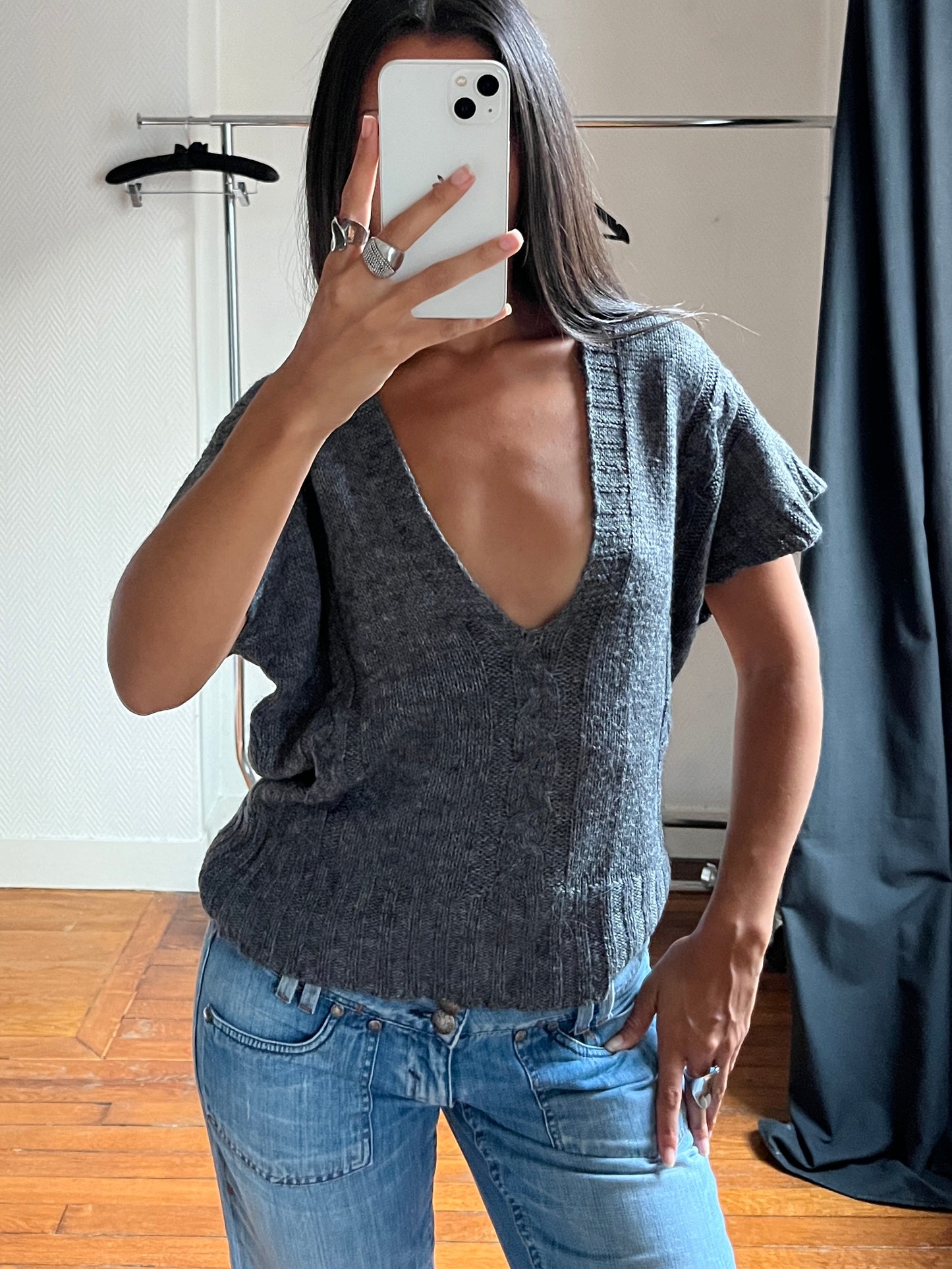 Vintage V neck knitted top