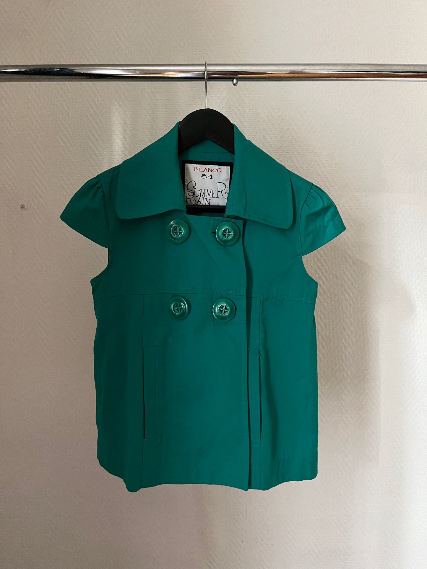 Vintage green short sleeved trench coat