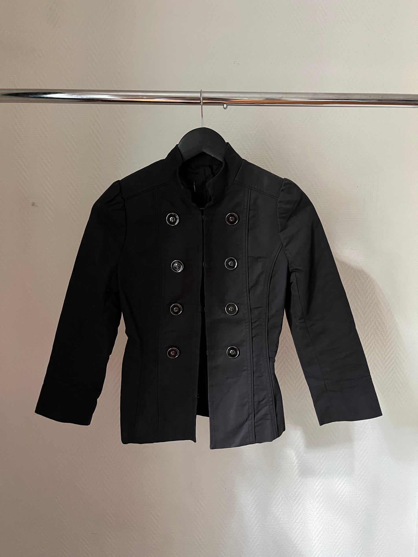 Vintage buttoned jacket